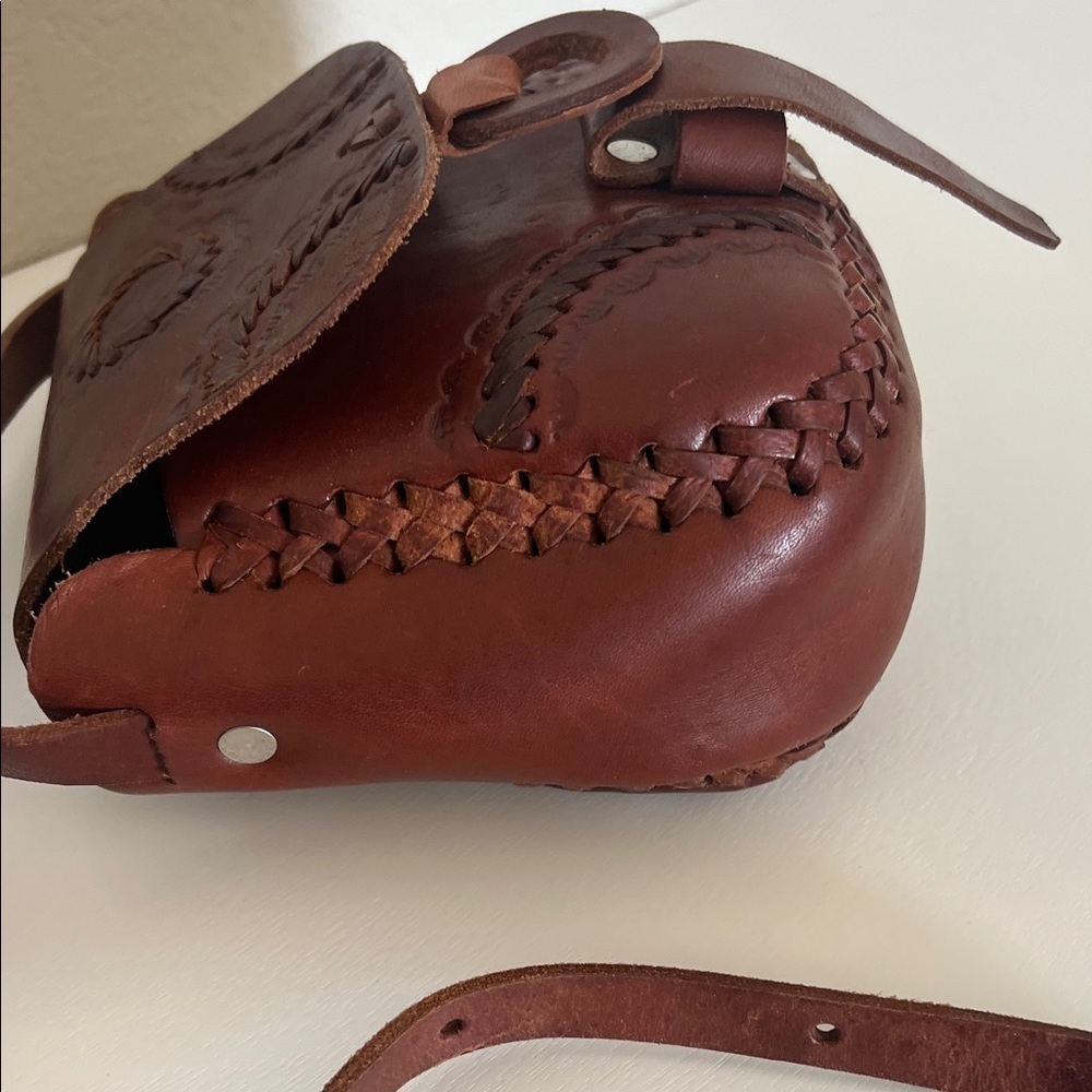 Artisan Leather Crossbody Bag in Deep Brown - Picture 5 of 11